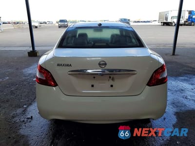 Zdjęcie 6 z 12 samochodu: 2010 NISSAN MAXIMA 3.5 S VIN:1N4AA5APXAC828931 - miniatura