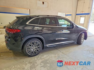 Trzecie zdjęcie samochodu z tyłu: 2023 MERCEDES-BENZ EQE SUV 350 4MATIC VIN:4JGGM1CB5PA010819 - miniatura