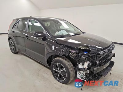 Czwarte zdjęcie samochodu z boku: 2026 KIA NIRO LX VIN:KNDCP3LE5T5328099 - miniatura