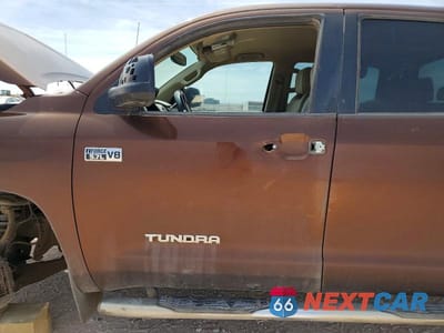 Zdjęcie 7 z 12 samochodu: 2016 TOYOTA TUNDRA CREWMAX LIMITED VIN:5TFFW5F19GX206280 - miniatura