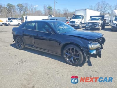 Czwarte zdjęcie samochodu z boku: 2023 CHRYSLER 300 S VIN:2C3CCABG7PH585187 - miniatura
