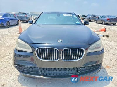 Piąte zdjęcie samochodu w środku: 2013 BMW 750 LI VIN:WBAYE8C54DDE22135 - miniatura