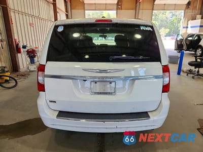 Zdjęcie 6 z 13 samochodu: 2013 CHRYSLER TOWN & COUNTRY TOURING VIN:2C4RC1BG1DR696541 - miniatura