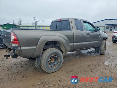 Trzecie zdjęcie samochodu z tyłu: 2013 TOYOTA TACOMA ACCESS CAB VIN:5TFUX4EN9DX016672 - miniatura