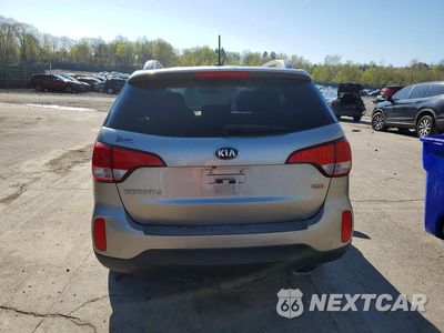 Zdjęcie 6 z 13 samochodu: 2014 KIA SORENTO LX VIN:5XYKTDA60EG516158 - miniatura