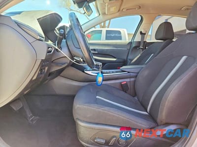 Zdjęcie 7 z 12 samochodu: 2022 HYUNDAI SONATA HYBRID SEL VIN:KMHL34JJ8NA040620 - miniatura