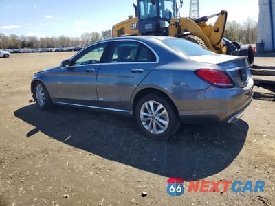 Drugie zdjęcie samochodu z przodu: 2019 MERCEDES-BENZ C 300 4MATIC VIN:55SWF8EB2KU307495 - miniatura