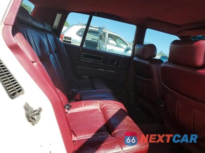 Zdjęcie 10 z 12 samochodu: 1992 CADILLAC DEVILLE VIN:1G6CD53B7N4273080 - miniatura