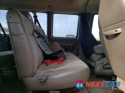 Zdjęcie 11 z 13 samochodu: 2006 CHEV EXPRESS G1500 VIN:1GNFG15T861134800 - miniatura