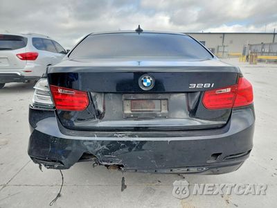 Zdjęcie 6 z 13 samochodu: 2013 BMW 328 I VIN:WBA3A5C55DF356670 - miniatura