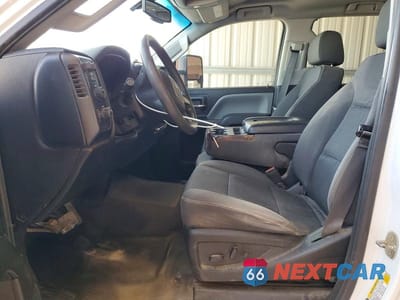 Zdjęcie 7 z 11 samochodu: 2019 GMC SIERRA K2500 HEAVY DUTY VIN:1GT12NEG1KF208079 - miniatura