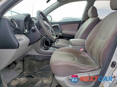 Zdjęcie 7 z 13 samochodu: 2007 TOYOTA RAV4 BASE VIN:JTMBD33V275057433 - miniatura
