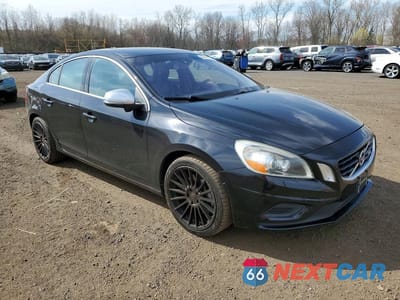 Czwarte zdjęcie samochodu z boku: 2012 VOLVO S60 T6 VIN:YV1902FH4C2083404 - miniatura