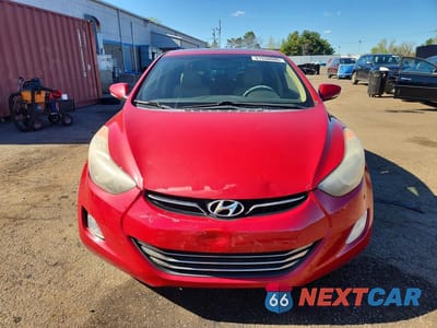 Piąte zdjęcie samochodu w środku: 2013 HYUNDAI ELANTRA LIMITED VIN:KMHDH4AE2DU947630 - miniatura