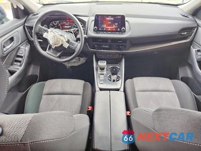 Zdjęcie 8 z 13 samochodu: 2025 NISSAN ROGUE SV VIN:5N1BT3BA3SC802840 - miniatura