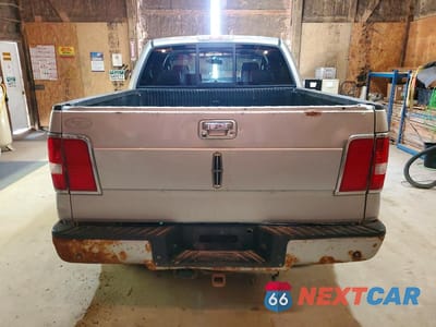Zdjęcie 6 z 13 samochodu: 2008 LINCOLN MARK LT VIN:5LTPW18568FJ01312 - miniatura