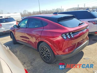 Drugie zdjęcie samochodu z przodu: 2025 FORD MUSTANG MACH-E PREMIUM VIN:3FMTK3SU5SMA12732 - miniatura