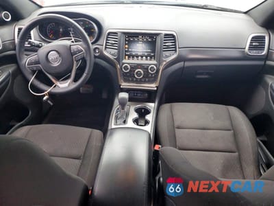 Zdjęcie 8 z 13 samochodu: 2018 JEEP GRAND CHEROKEE LAREDO VIN:1C4RJFAGXJC135425 - miniatura