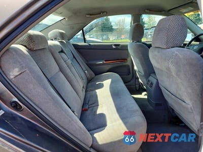 Zdjęcie 10 z 11 samochodu: 2003 TOYOTA CAMRY XLE VIN:4T1BE30K93U708625 - miniatura