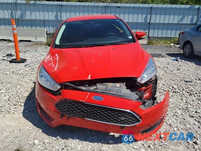 Piąte zdjęcie samochodu w środku: 2016 FORD FOCUS SE VIN:1FADP3F25GL365294 - miniatura