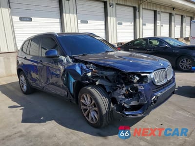 Czwarte zdjęcie samochodu z boku: 2016 BMW X3 XDRIVE28I VIN:5UXWX9C55G0D92115 - miniatura