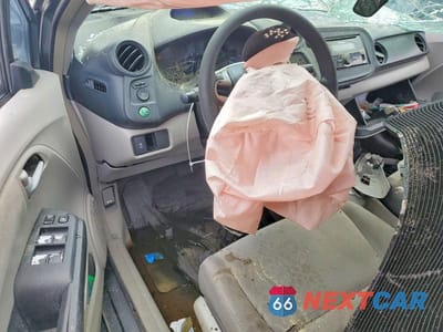 Zdjęcie 8 z 12 samochodu: 2012 HONDA INSIGHT VIN:JHMZE2H35CS006483 - miniatura