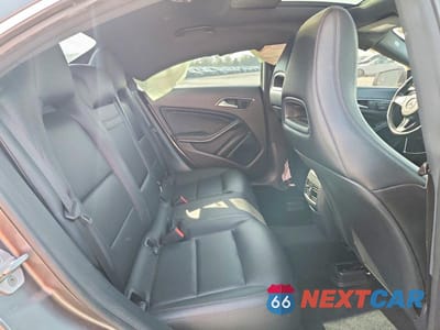 Zdjęcie 10 z 12 samochodu: 2015 MERCEDES-BENZ CLA 250 4MATIC VIN:WDDSJ4GB9FN218086 - miniatura