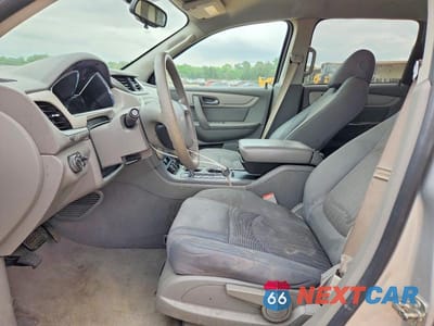 Zdjęcie 7 z 14 samochodu: 2016 CHEVROLET TRAVERSE LS VIN:1GNKRFED2GJ321384 - miniatura