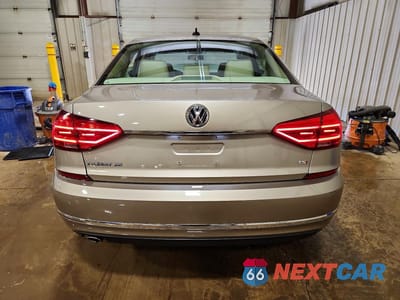 Zdjęcie 6 z 12 samochodu: 2016 VOLKSWAGEN PASSAT SE VIN:1VWBT7A32GC047974 - miniatura