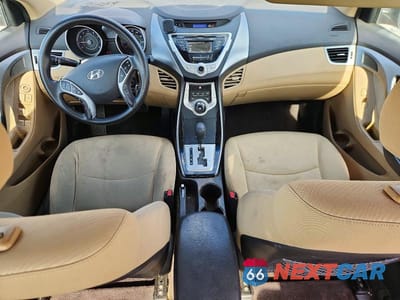 Zdjęcie 8 z 12 samochodu: 2011 HYUNDAI ELANTRA VIN:KMHDH4AEXBU142276 - miniatura