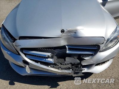 Zdjęcie 11 z 13 samochodu: 2015 MERCEDES-BENZ C 300 VIN:55SWF4JB2FU051993 - miniatura