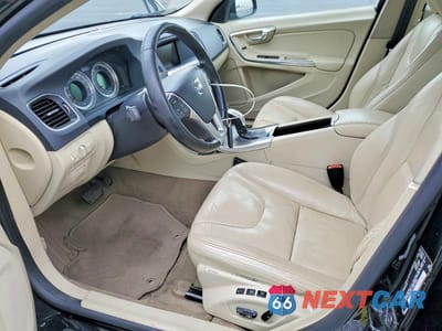 Zdjęcie 7 z 12 samochodu: 2013 VOLVO S60 T5 VIN:YV1612FH6D2205102 - miniatura