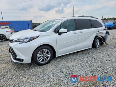 2026 TOYOTA SIENNA XLE 7-PASSENGER 5TDYSKFC5TS251981 - główne zdjęcie licytacji z USA - miniatura