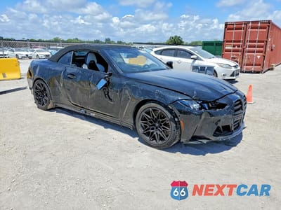 Czwarte zdjęcie samochodu z boku: 2025 BMW M4 COMPETITION VIN:WBS43BA08SCT21376 - miniatura