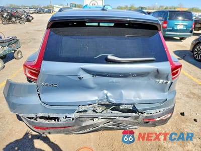 Zdjęcie 6 z 12 samochodu: 2020 VOLVO XC40 T5 R-DESIGN VIN:YV4162UM5L2183882 - miniatura