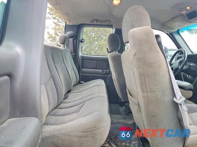 Zdjęcie 10 z 12 samochodu: 2003 CHEVROLET SILVERADO K3500 VIN:1GCJK39G03E364121 - miniatura