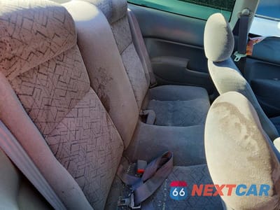 Zdjęcie 11 z 13 samochodu: 2000 HONDA CIVIC EX VIN:1HGEJ8244YL104035 - miniatura