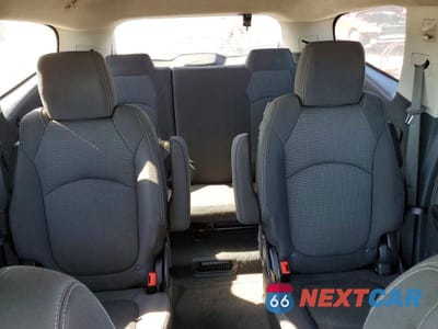 Zdjęcie 10 z 12 samochodu: 2017 CHEVROLET TRAVERSE LT VIN:1GNKRGKD7HJ100486 - miniatura