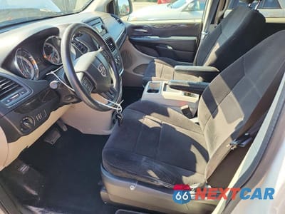 Zdjęcie 7 z 13 samochodu: 2013 DODGE GRAND CARAVAN SXT VIN:2C4RDGCGXDR759277 - miniatura