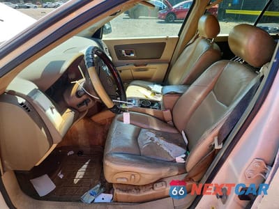 Zdjęcie 7 z 13 samochodu: 2006 CADILLAC SRX VIN:1GYEE637060137137 - miniatura