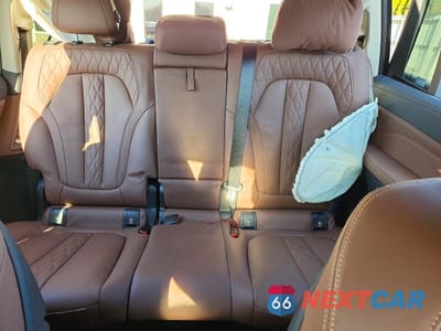 Zdjęcie 10 z 13 samochodu: 2022 BMW X7 XDRIVE40I VIN:5UXCW2C01N9L61256 - miniatura