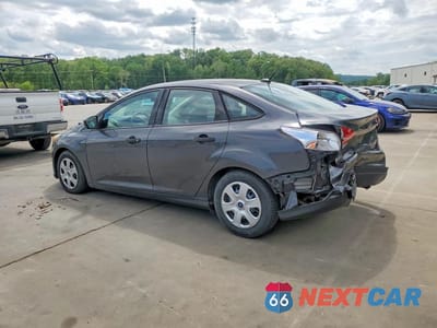 Drugie zdjęcie samochodu z przodu: 2016 FORD FOCUS S VIN:1FADP3E26GL398029 - miniatura