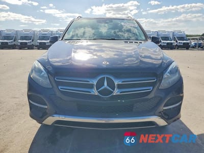 Piąte zdjęcie samochodu w środku: 2018 MERCEDES-BENZ GLE 350 VIN:4JGDA5JB8JB044440 - miniatura