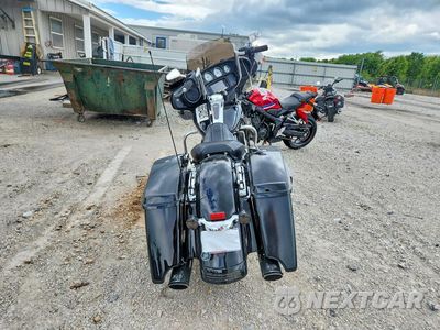 Czwarte zdjęcie samochodu z boku: 2015 HARLEY-DAVIDSON FLHX STREET GLIDE VIN:1HD1KBM16FB640884 - miniatura