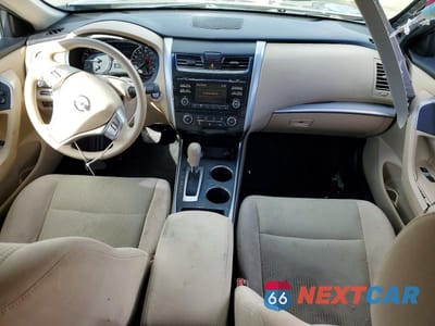 Zdjęcie 8 z 12 samochodu: 2015 NISSAN ALTIMA 2.5 S VIN:1N4AL3AP9FC131451 - miniatura
