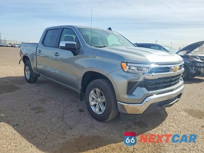 Czwarte zdjęcie samochodu z boku: 2025 CHEVROLET SILVERADO C1500 LT VIN:2GCPACED1S1141594 - miniatura