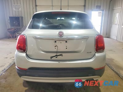 Zdjęcie 6 z 12 samochodu: 2016 FIAT 500X EASY VIN:ZFBCFYBTXGP401576 - miniatura