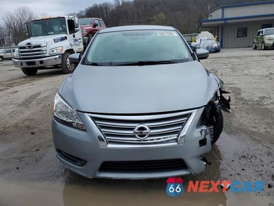 Piąte zdjęcie samochodu w środku: 2014 NISSAN SENTRA SV VIN:3N1AB7AP3EY266647 - miniatura
