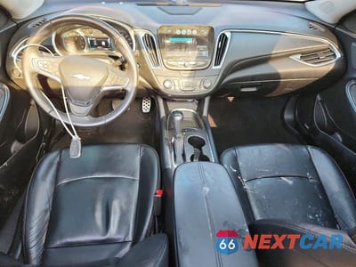 Zdjęcie 8 z 12 samochodu: 2017 CHEVROLET MALIBU LT VIN:1G1ZE5ST0HF203551 - miniatura