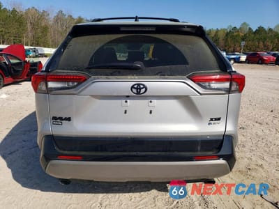Zdjęcie 6 z 13 samochodu: 2025 TOYOTA RAV4 HYBRID XSE VIN:2T3E6RFV3SW088228 - miniatura